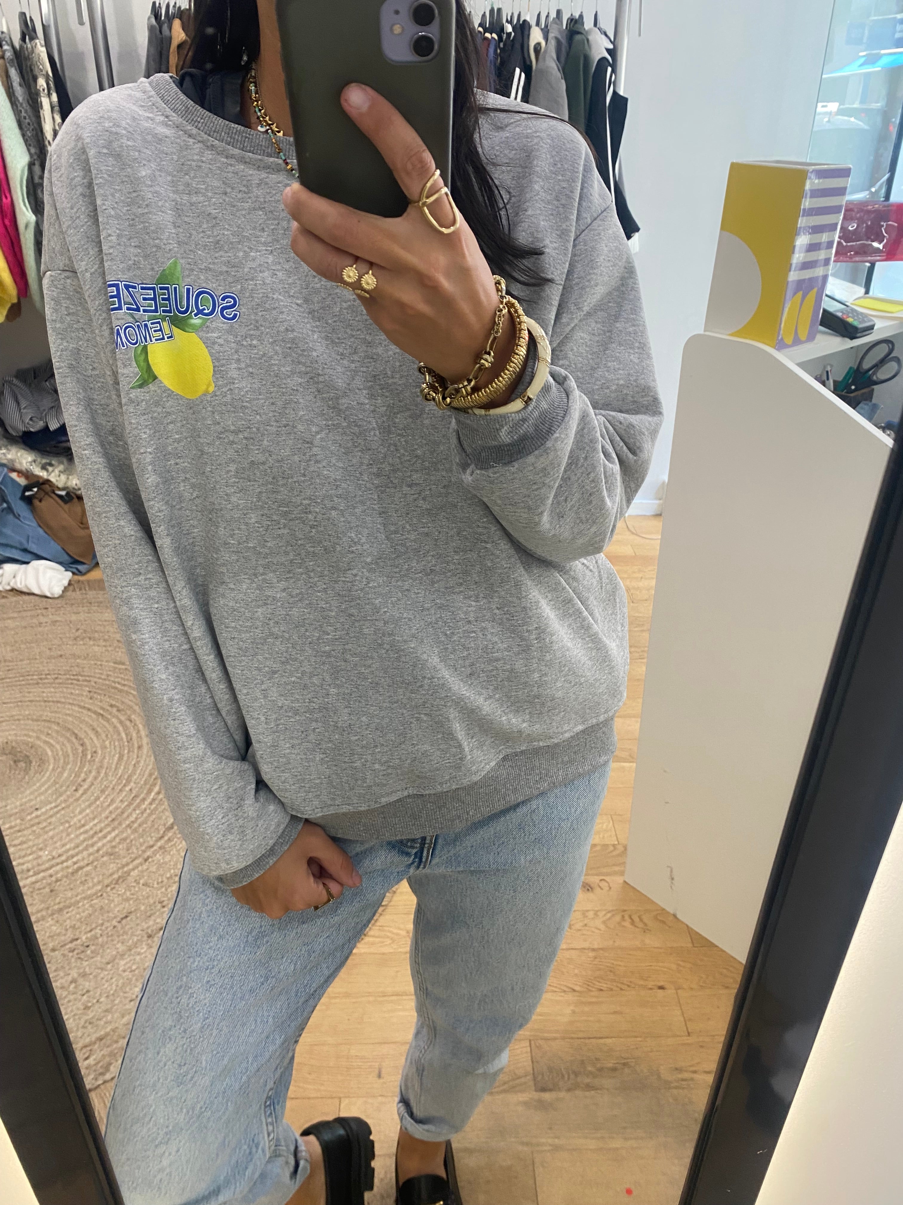 Pull « citron » gris