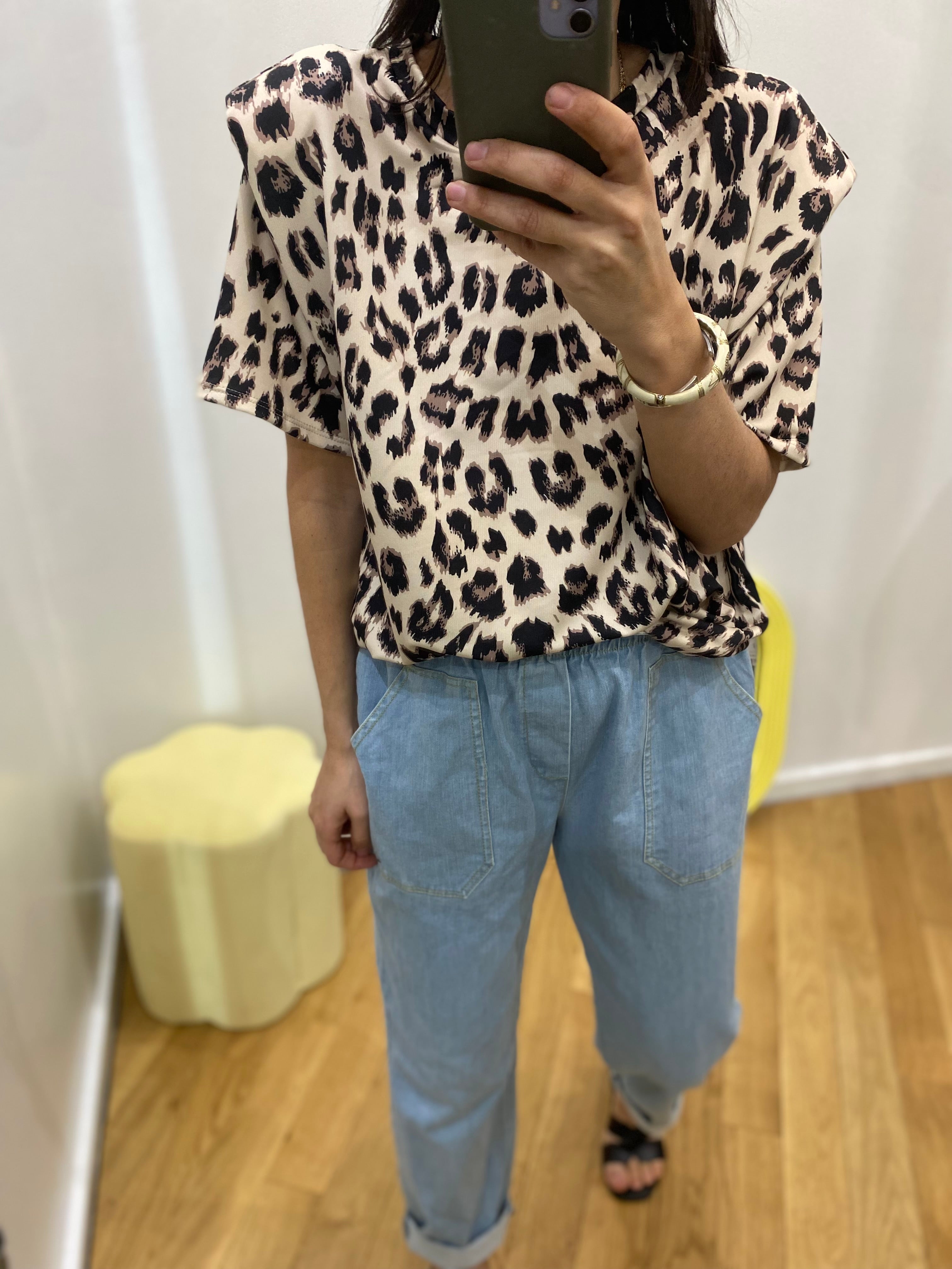 T-shirt épaulette léopard beige