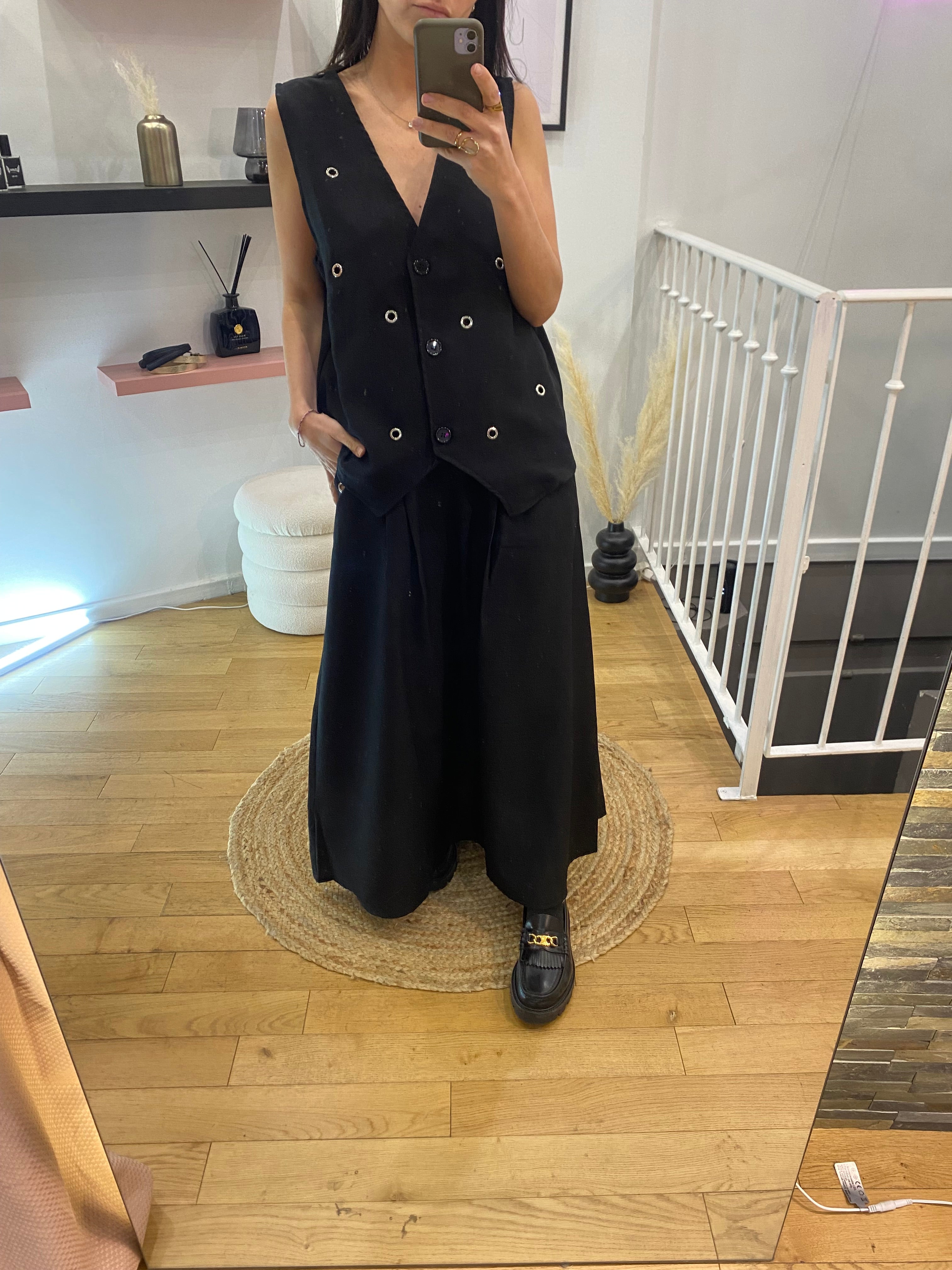 Veste oeillet « Perla » noir