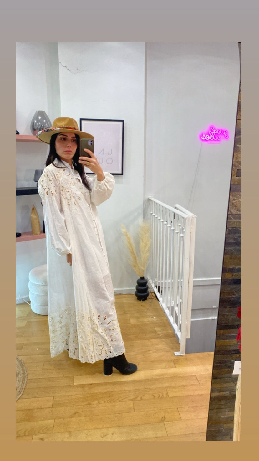 Robe « Céline » broderie blanche