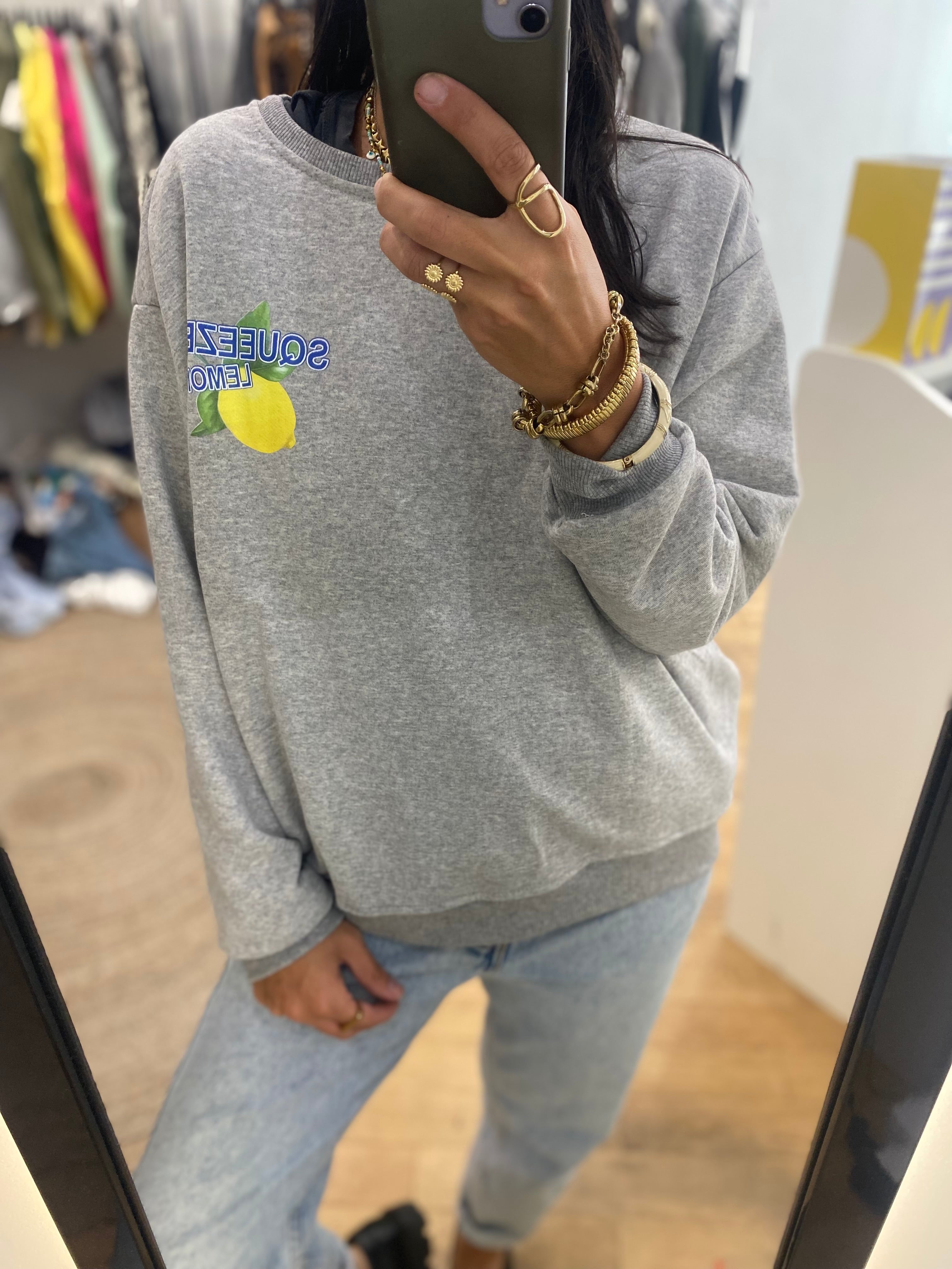 Pull « citron » gris