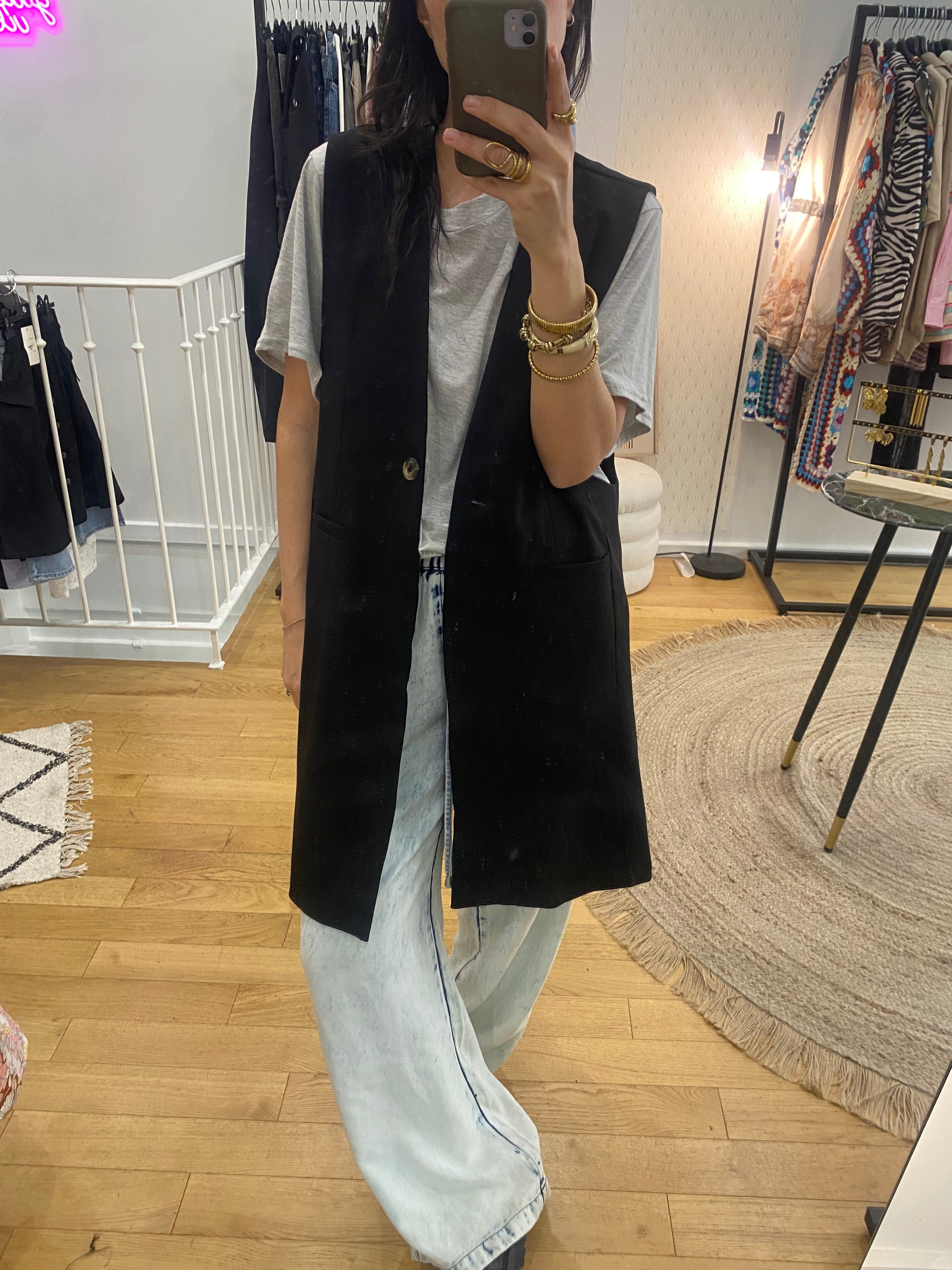 Veste longue sans manche « Alison » noir
