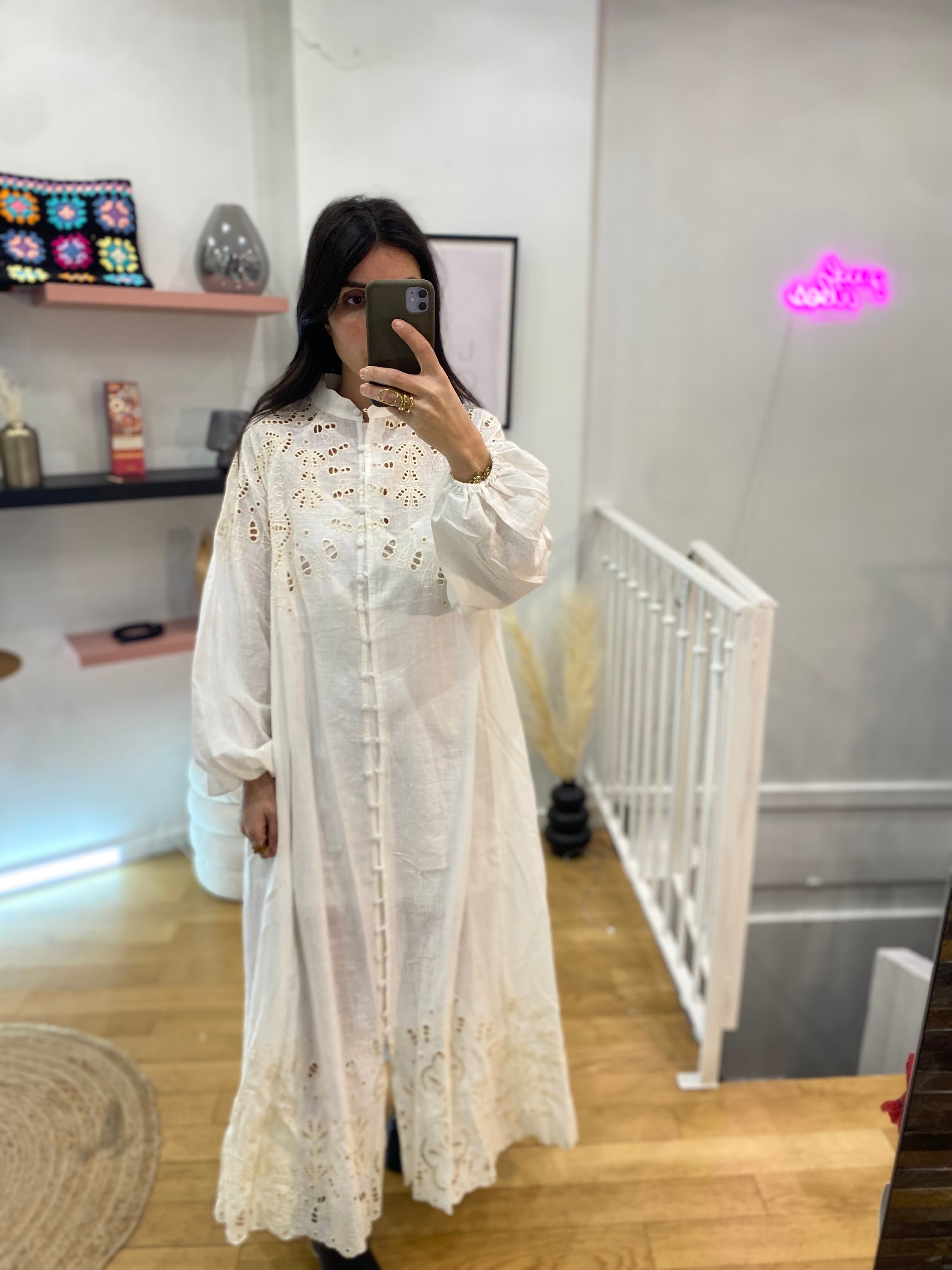Robe « Céline » broderie blanche