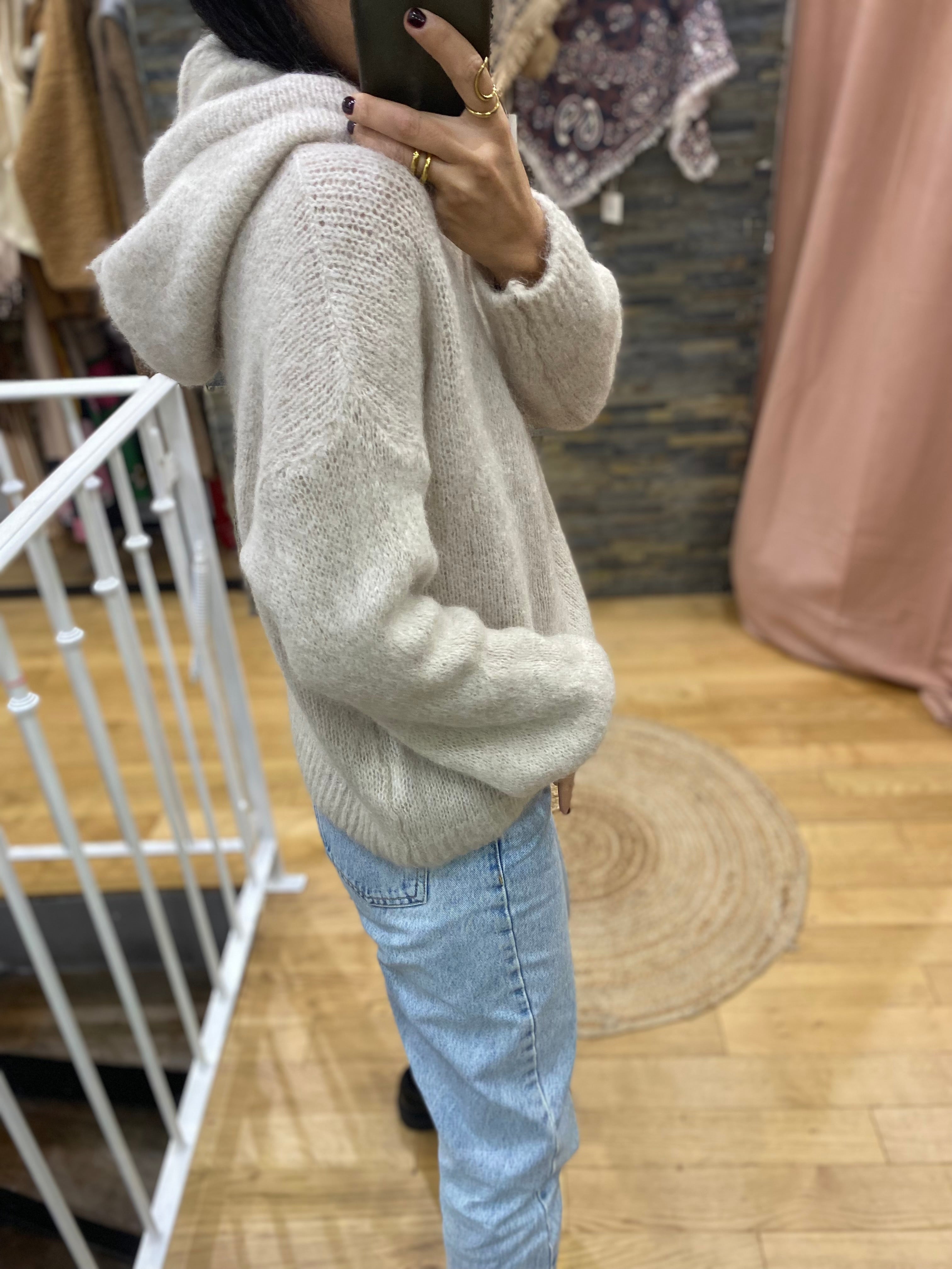 Pull à capuche « Lili » beige