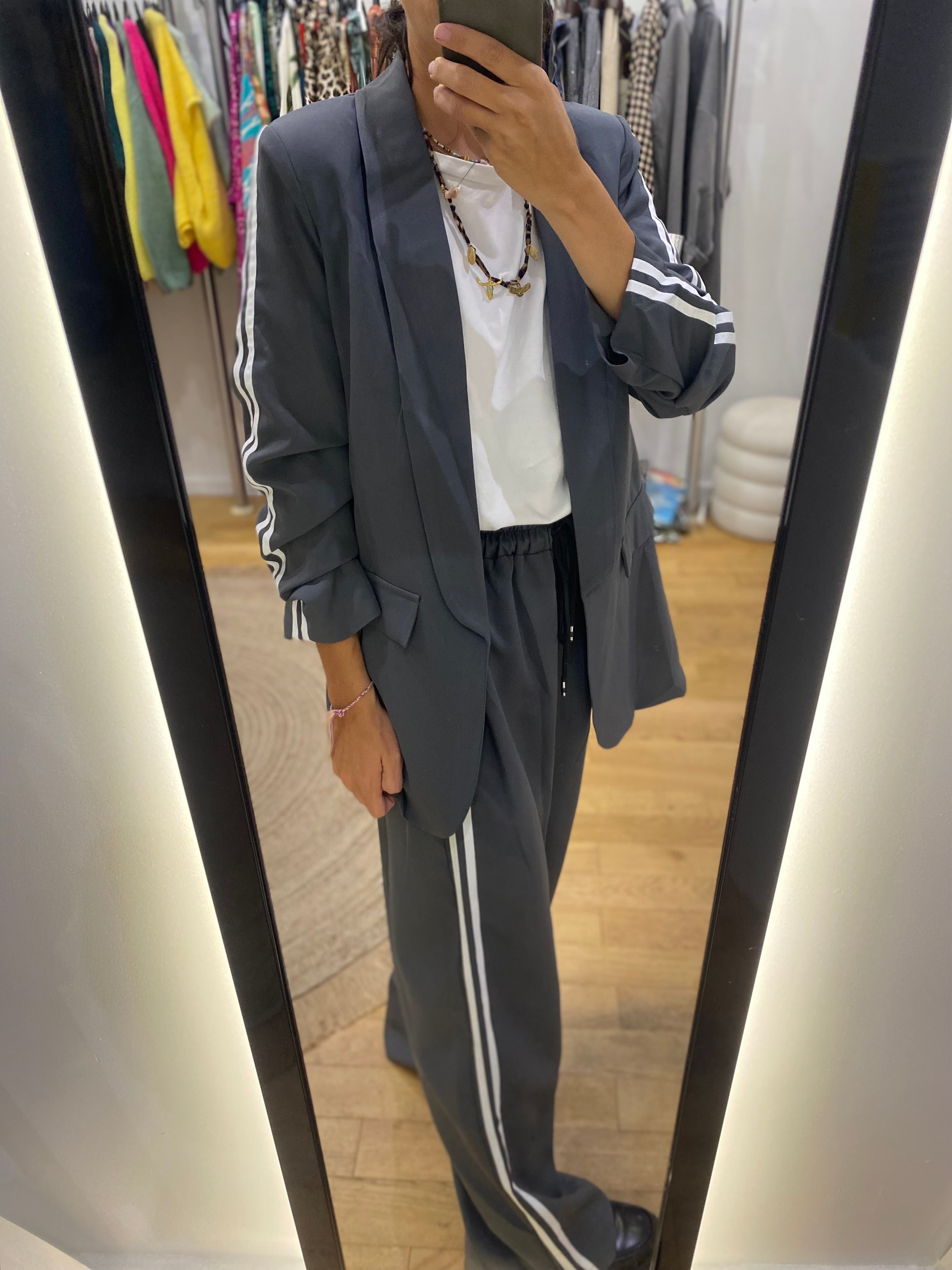 Ensemble pantalon / blazer « Jade » gris