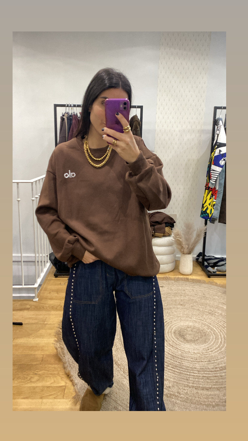 Sweat « A-O » marron