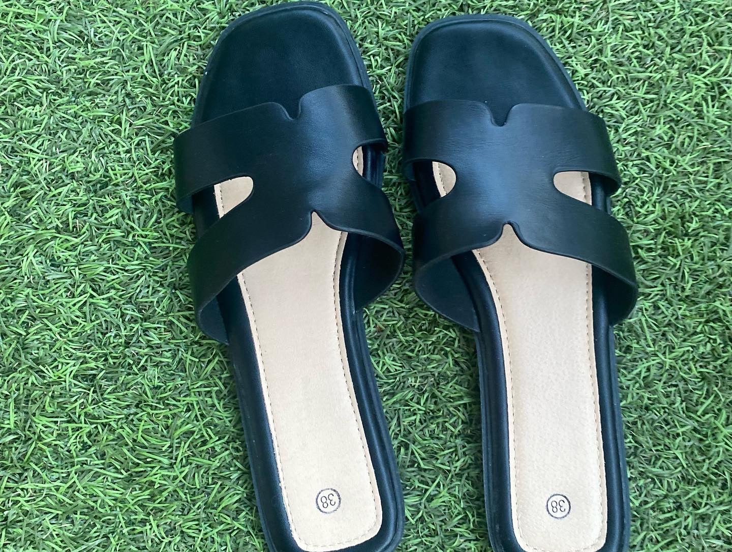 Sandale « Or » noir