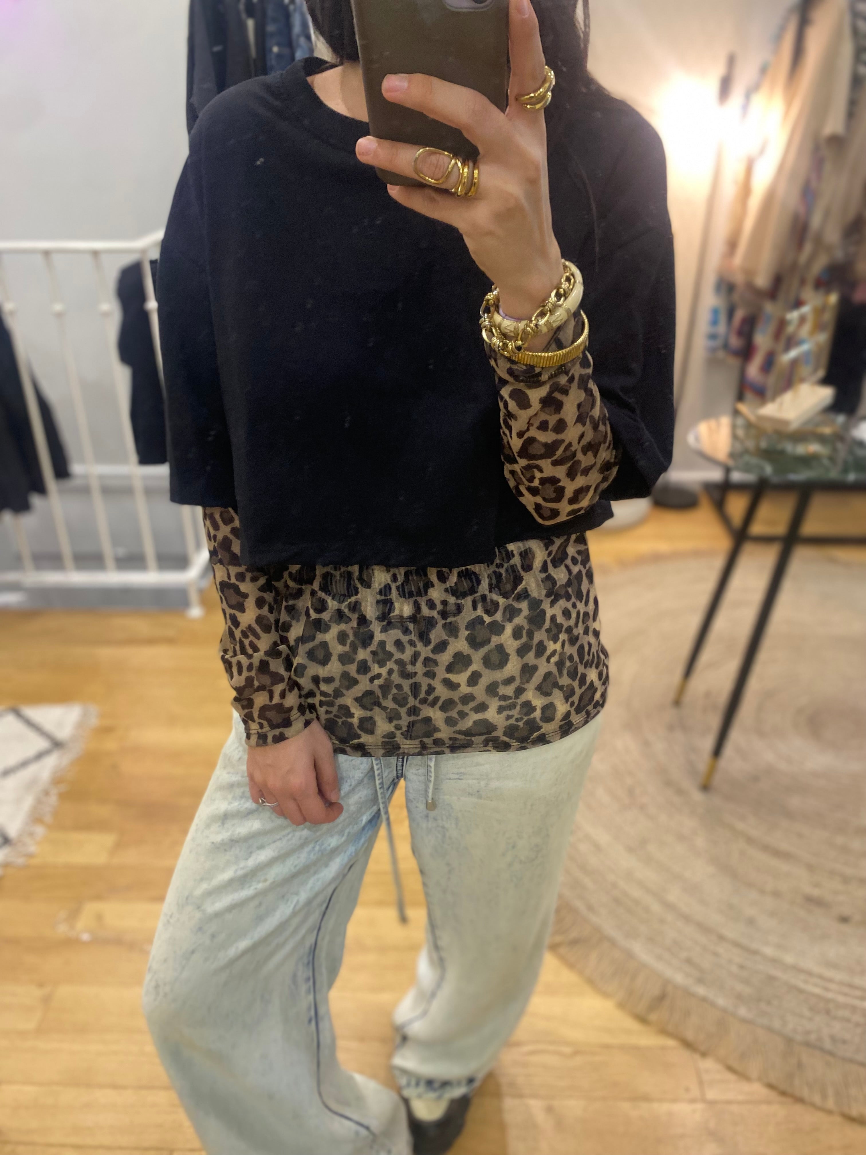 T-shirt « Belle » leopard noir