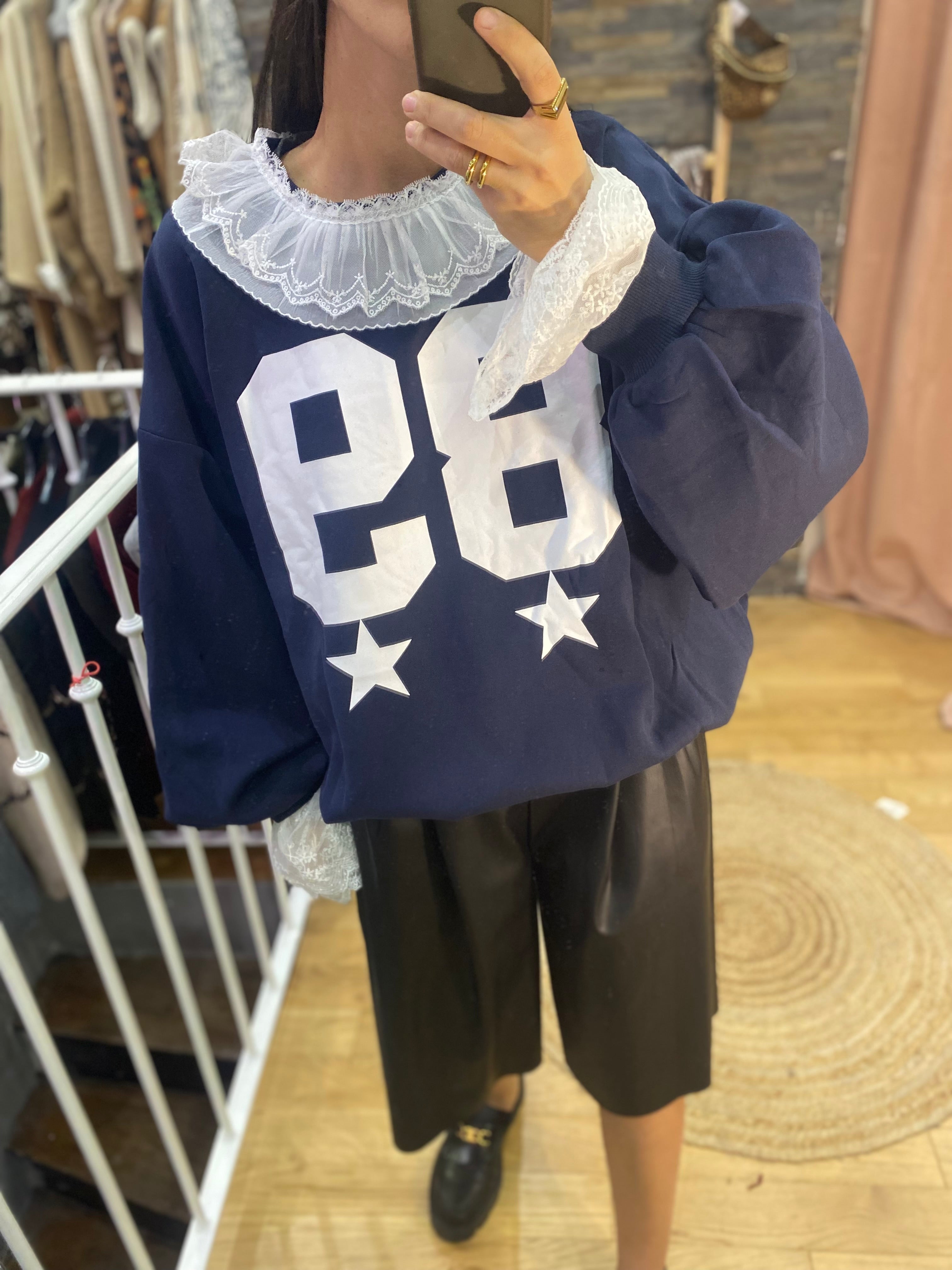 Pull « 89 » dentelle bleu marine