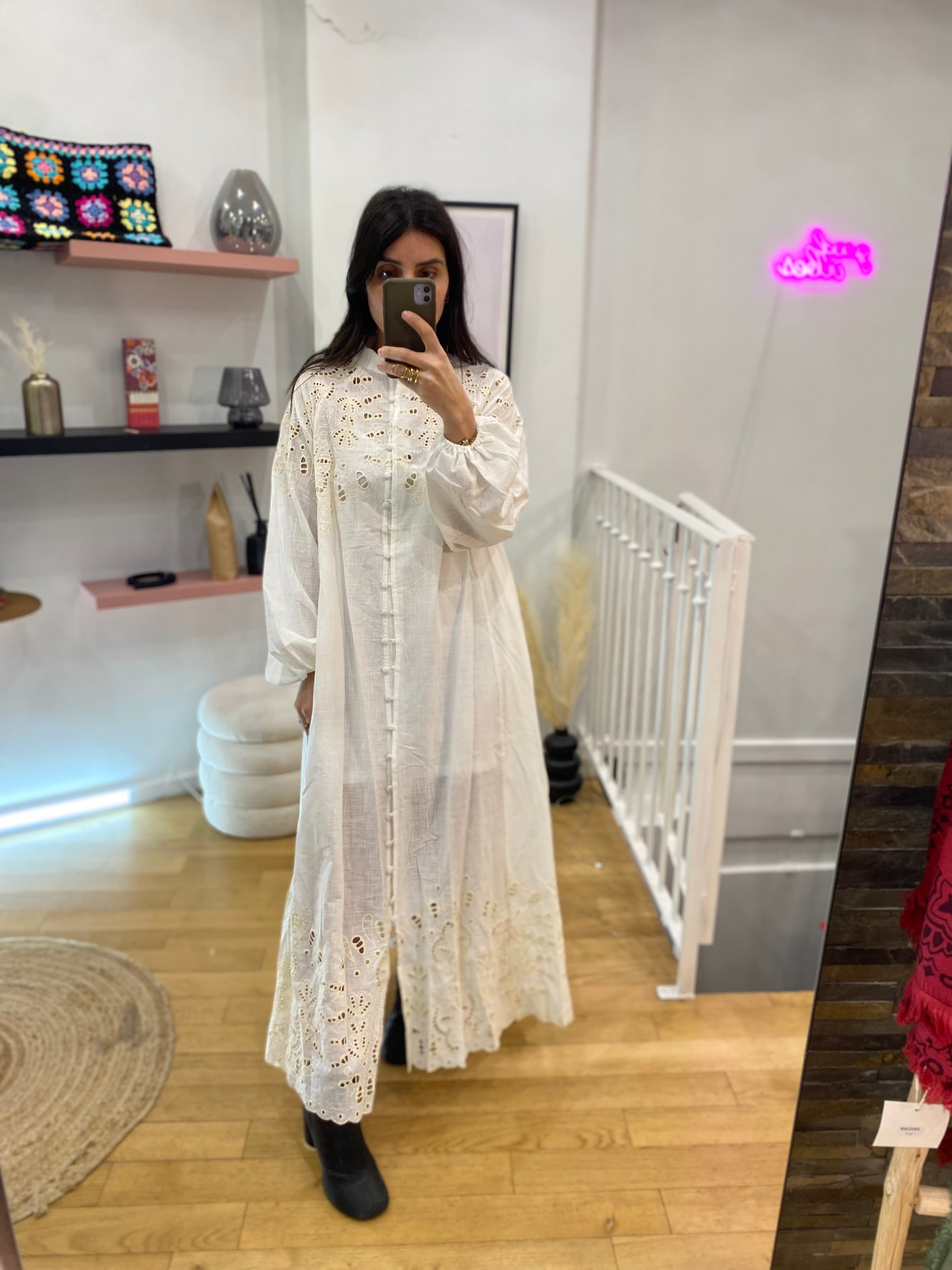 Robe « Céline » broderie blanche