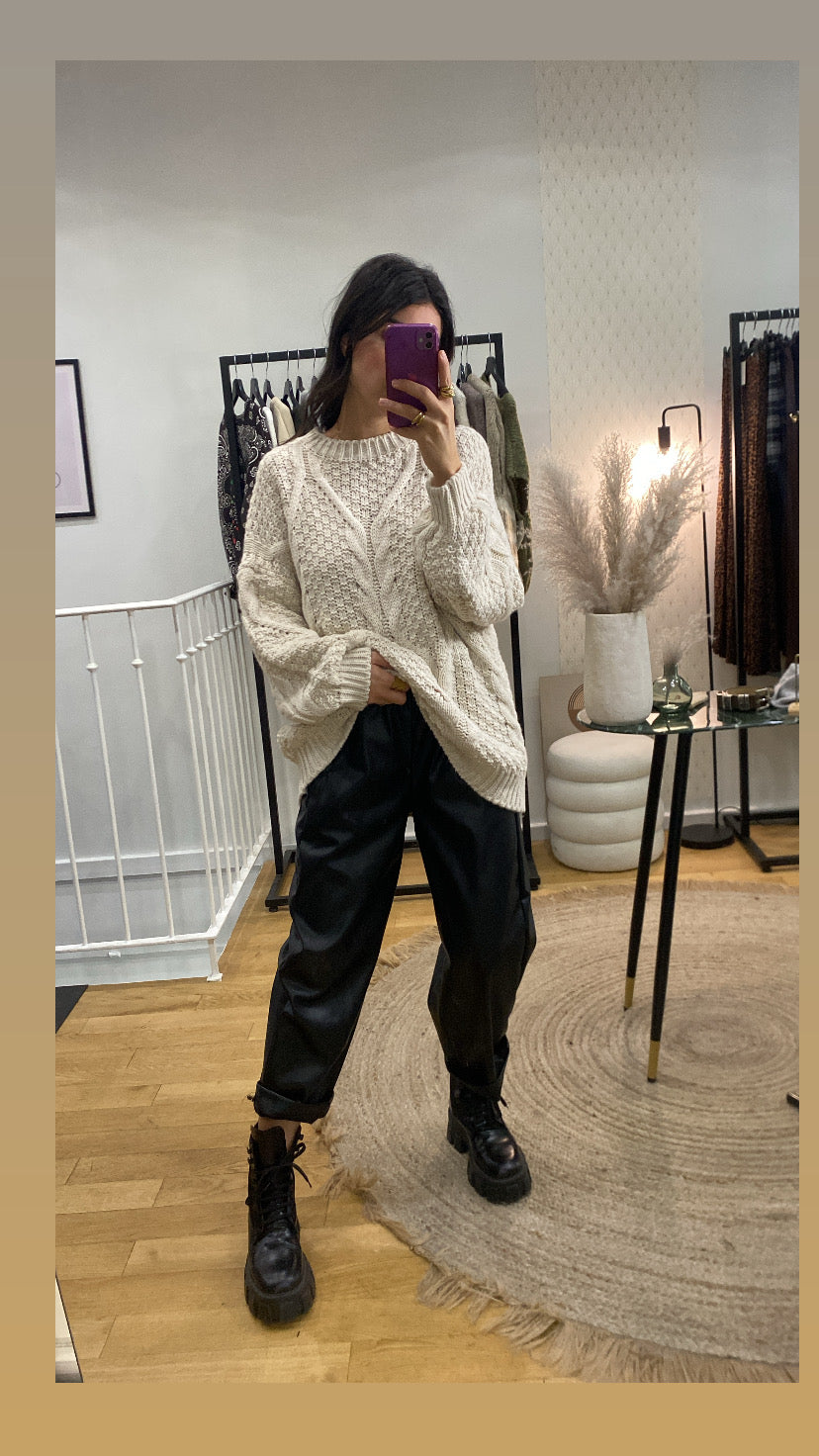 Pantalon en simili noir